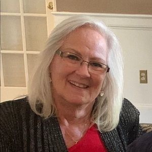 Meet your Posher, Debra